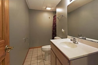 215 Arch St in Hudson, WI - Building Photo - Building Photo