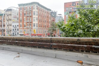 6 Avenue B in New York, NY - Building Photo - Building Photo