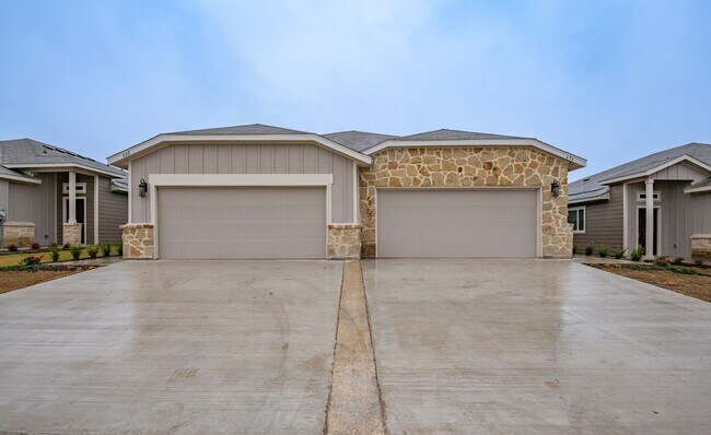 656 Wheatfield Dr in Venus, TX - Building Photo - Building Photo