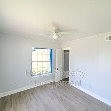 1735 25th St S in St. Petersburg, FL - Foto de edificio - Building Photo