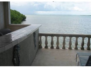 Gulf Rest Point in Key West, FL - Building Photo