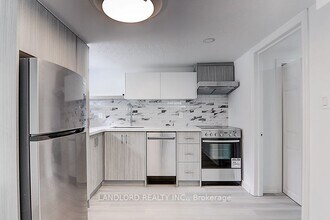 56 Bicknell Ave in Toronto, ON - Building Photo - Building Photo