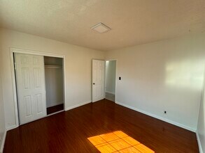 831 W Walnut Ave in Monrovia, CA - Building Photo - Building Photo