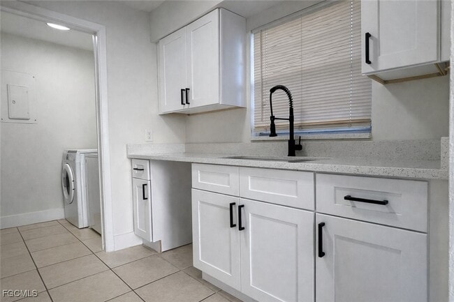 property at 4265 Desoto Ave