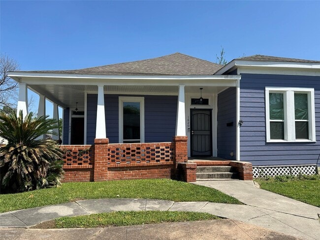 property at 1622 Pannell St