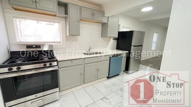 4104 E 60th St in Kansas City, MO - Building Photo - Building Photo