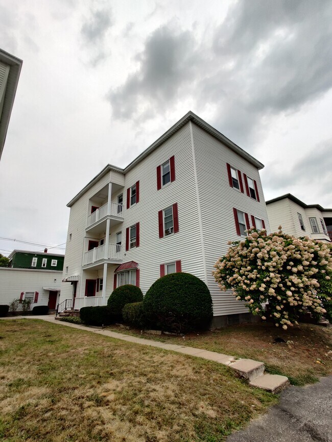 578 Dubuque St, Unit 3