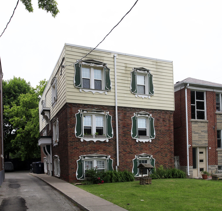 44 Emerald Cres in Toronto, ON - Building Photo