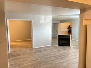3690 N Country Club Rd in Tucson, AZ - Building Photo - Building Photo