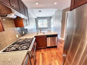 1477 15th Av W in Vancouver, BC - Building Photo - Building Photo