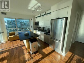 80 Western Battery Rd in Toronto, ON - Building Photo - Building Photo