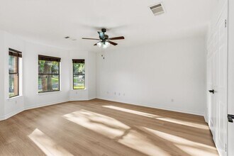 2005 Jasper Ln in Cedar Park, TX - Building Photo - Building Photo