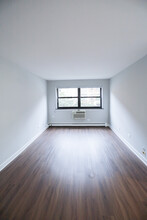 2835 N Cambridge Ave, Unit #216 in Chicago, IL - Building Photo - Building Photo