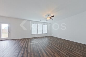 105 Silver Maple Ln in Warner Robins, GA - Building Photo - Building Photo