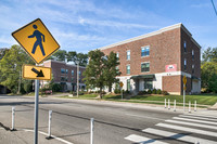 Railway Manor in Bloomington, IN - Foto de edificio - Building Photo