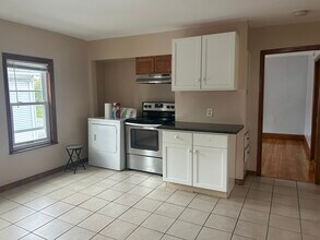 91 Ward St in Worcester, MA - Building Photo - Building Photo