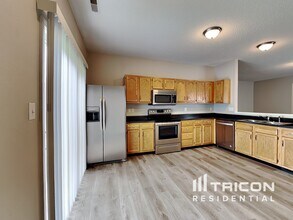 3722 Laurel Cherry Ln in Indianapolis, IN - Building Photo - Building Photo