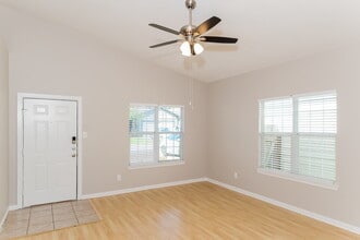 21319 Sweet Grass Ln in Tomball, TX - Building Photo - Building Photo