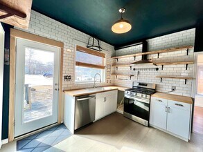 1605 Humboldt St in Manhattan, KS - Building Photo - Building Photo