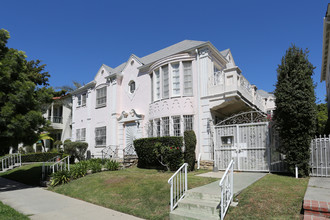 244 S Lasky Dr in Beverly Hills, CA - Building Photo - Primary Photo