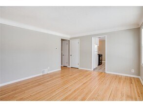 5422 S 28th Ave in Minneapolis, MN - Building Photo - Building Photo