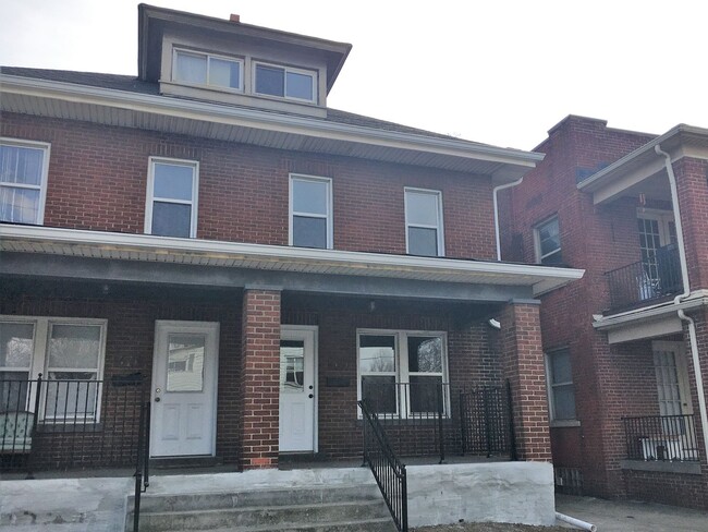 469-471 E Hudson St, Unit 469 in Columbus, OH - Building Photo - Building Photo