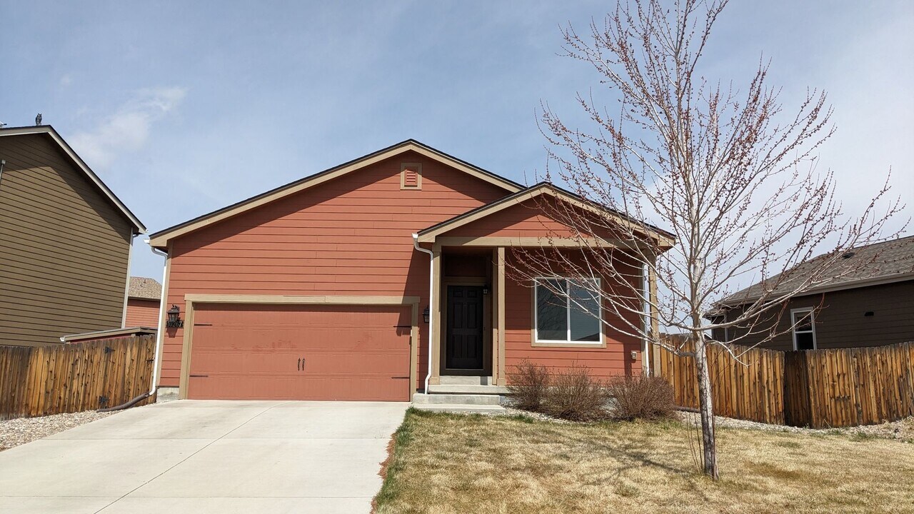 10267 Intrepid Way in Colorado Springs, CO - Building Photo