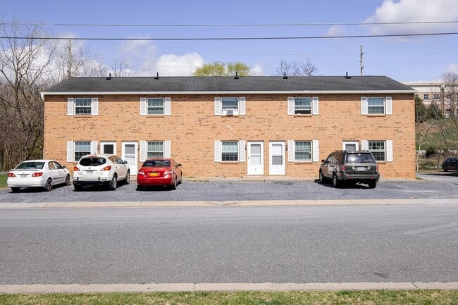 property at 99 Dutch Mill Ct