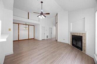 14203 Anita Marie Ln in Austin, TX - Building Photo - Building Photo