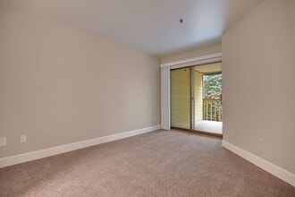 Foster Greens in Tukwila, WA - Foto de edificio - Building Photo