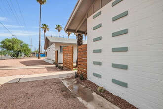 405 S Priest Dr in Tempe, AZ - Building Photo - Building Photo