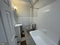 981 Carver St photo'