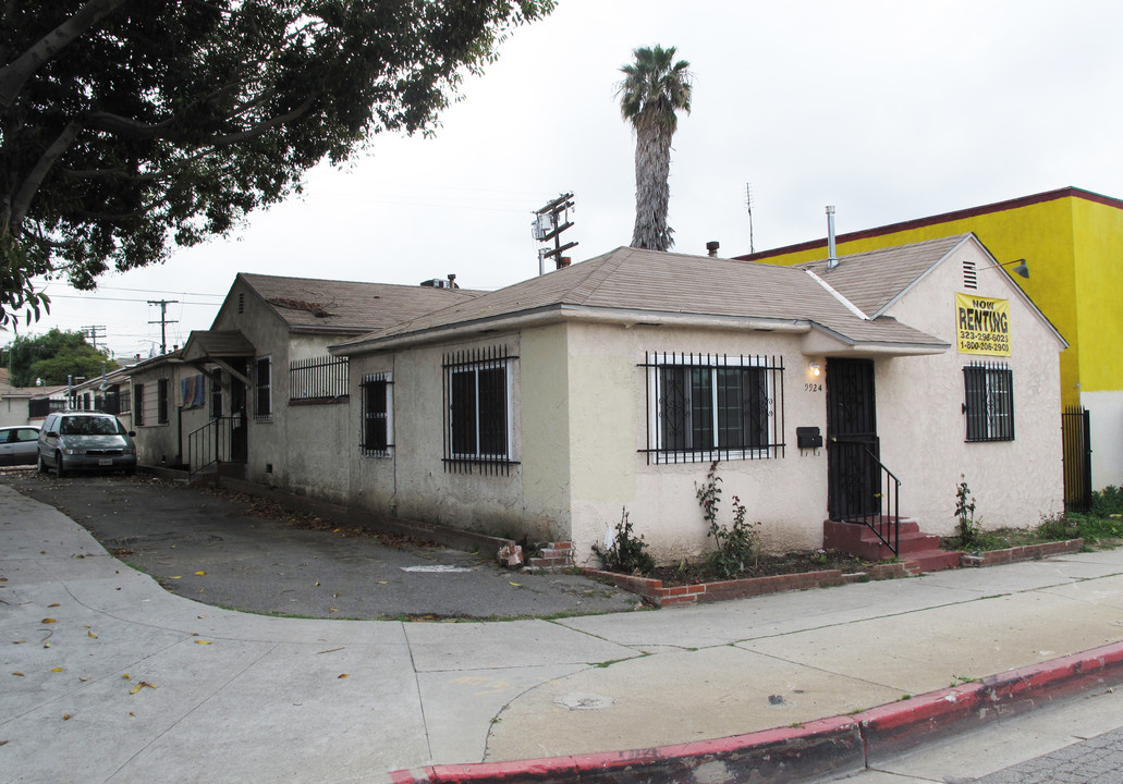 9920-9924 S Van Ness Ave in Los Angeles, CA - Building Photo