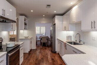 430 Lassen St in Los Altos, CA - Building Photo - Building Photo