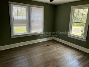 1202 Pleasant Ave in Griffin, GA - Building Photo - Building Photo