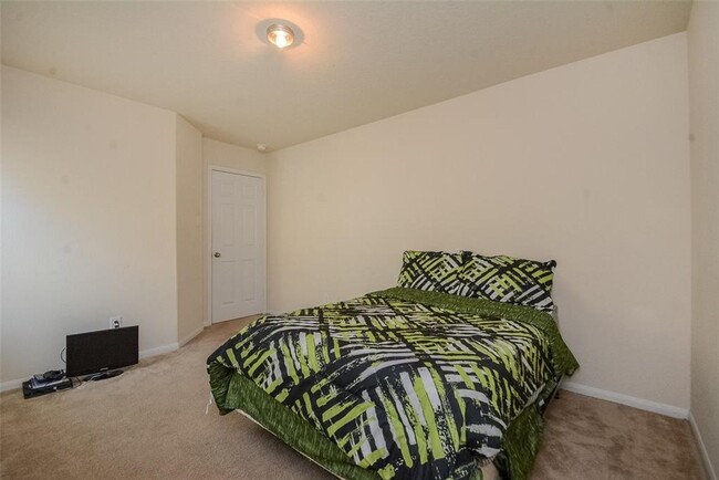 property at 9930 Swallow Dr