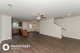 2546 Queen Bee Dr in Columbia, TN - Building Photo - Building Photo