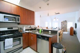 157 Auburn St, Unit 1 in Cambridge, MA - Building Photo