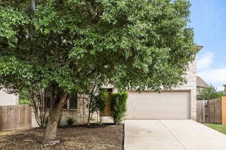 8138 Cherry Glade in Converse, TX - Building Photo - Building Photo