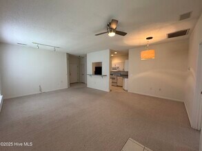 1600 Sturdivant Dr in Wilmington, NC - Building Photo - Building Photo
