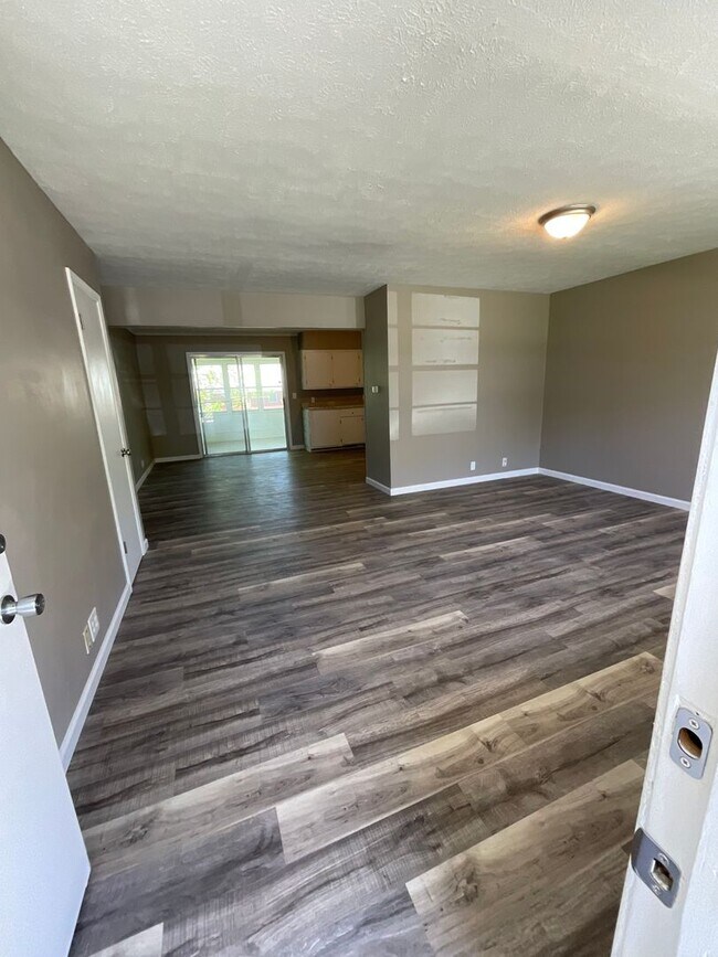 205 Elm St in Nixa, MO - Building Photo - Building Photo
