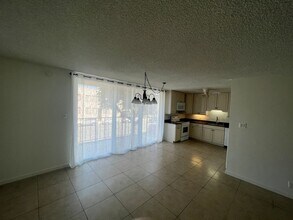 545 Chestnut Ave in Long Beach, CA - Building Photo - Building Photo