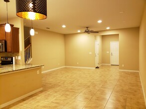 7034 Beauhaven Ct in Jacksonville, FL - Building Photo - Building Photo