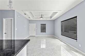 16 S Dominique St in Pharr, TX - Building Photo - Building Photo