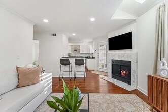 3901 Travis St in Dallas, TX - Building Photo - Building Photo