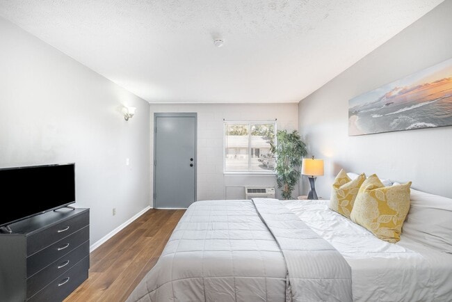 Studio 48 Apartments in La Vergne, TN - Building Photo - Interior Photo