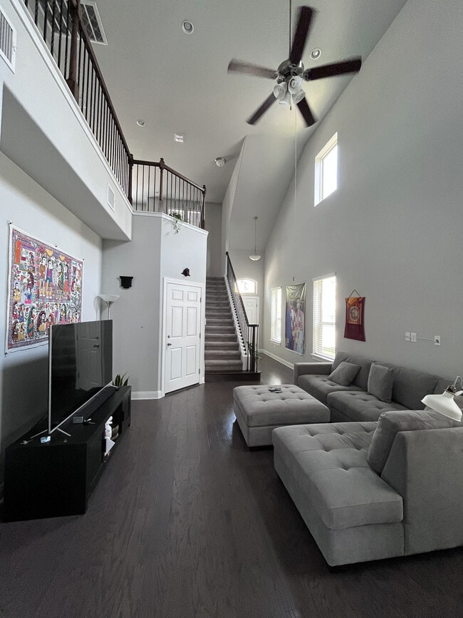 1005 Boatswain Wy in Austin, TX - Building Photo - Building Photo