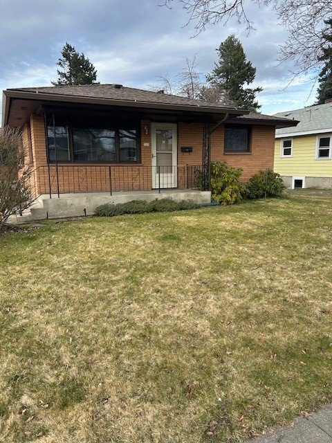 property at 723 E Everett Ave