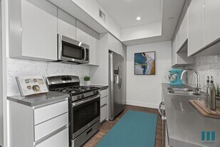 Rosewood Heights by Wiseman in Los Angeles, CA - Building Photo