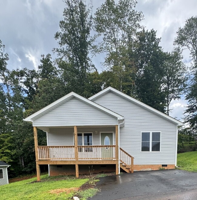 property at 189 Quinn Hill Ln